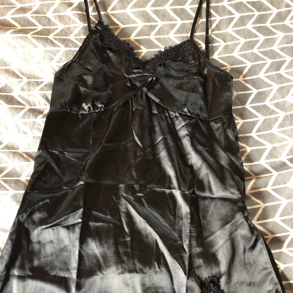 Sexy black satin slip xs adjustable straps nwot